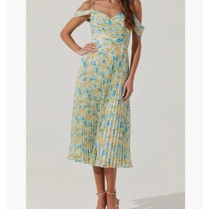 Astr Floral Pleated Midi Dress in Yellow and Blue
